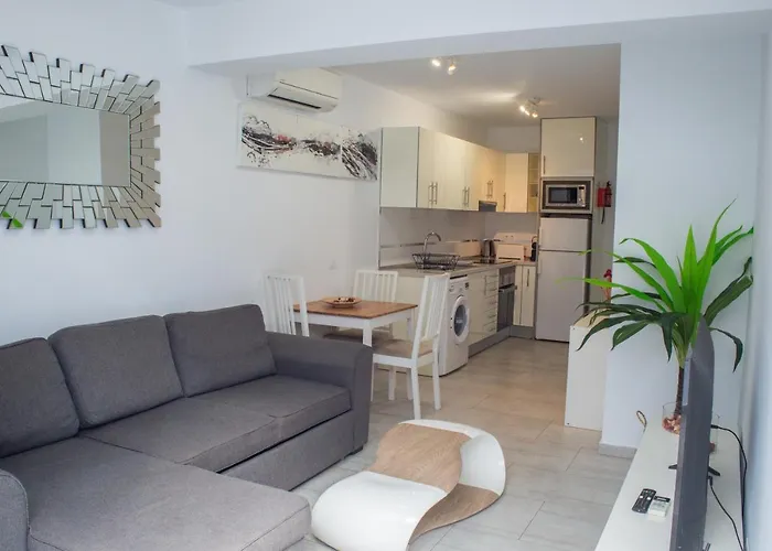 Gracioseros Luxury * 卡门港